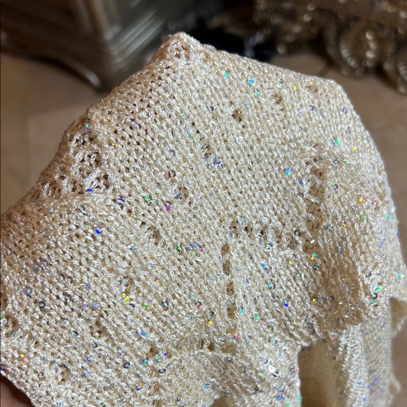 💕Women's Cream Knit Sequins Tank Top💕 - Picture 4 of 5